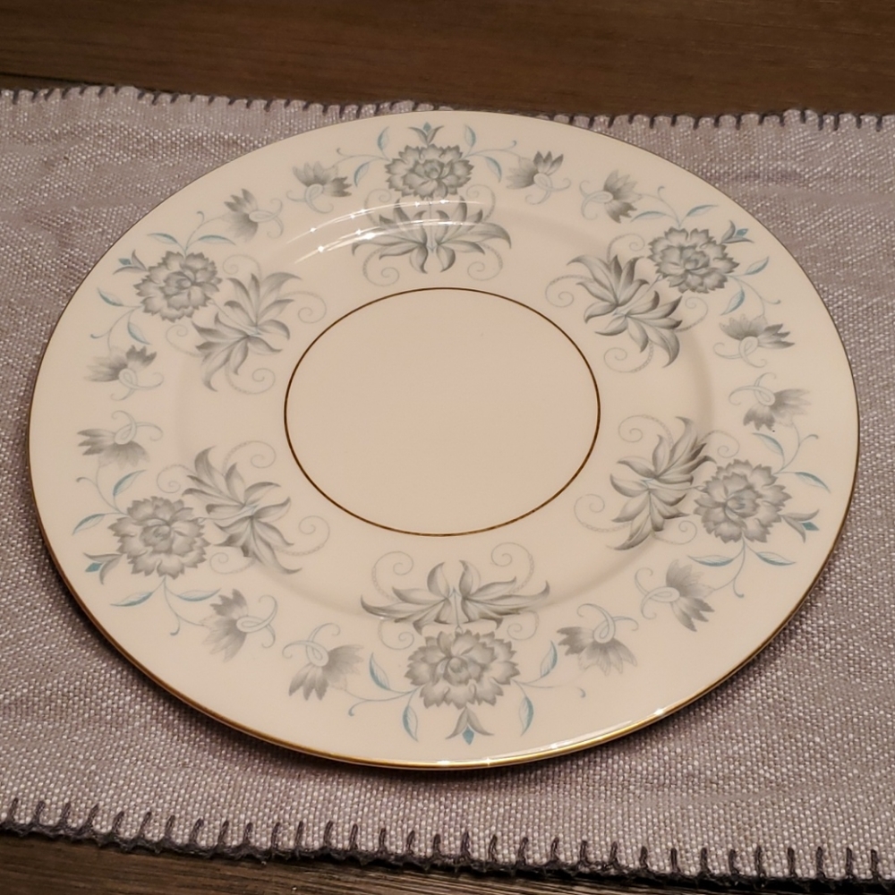 Castleton  dinner plate